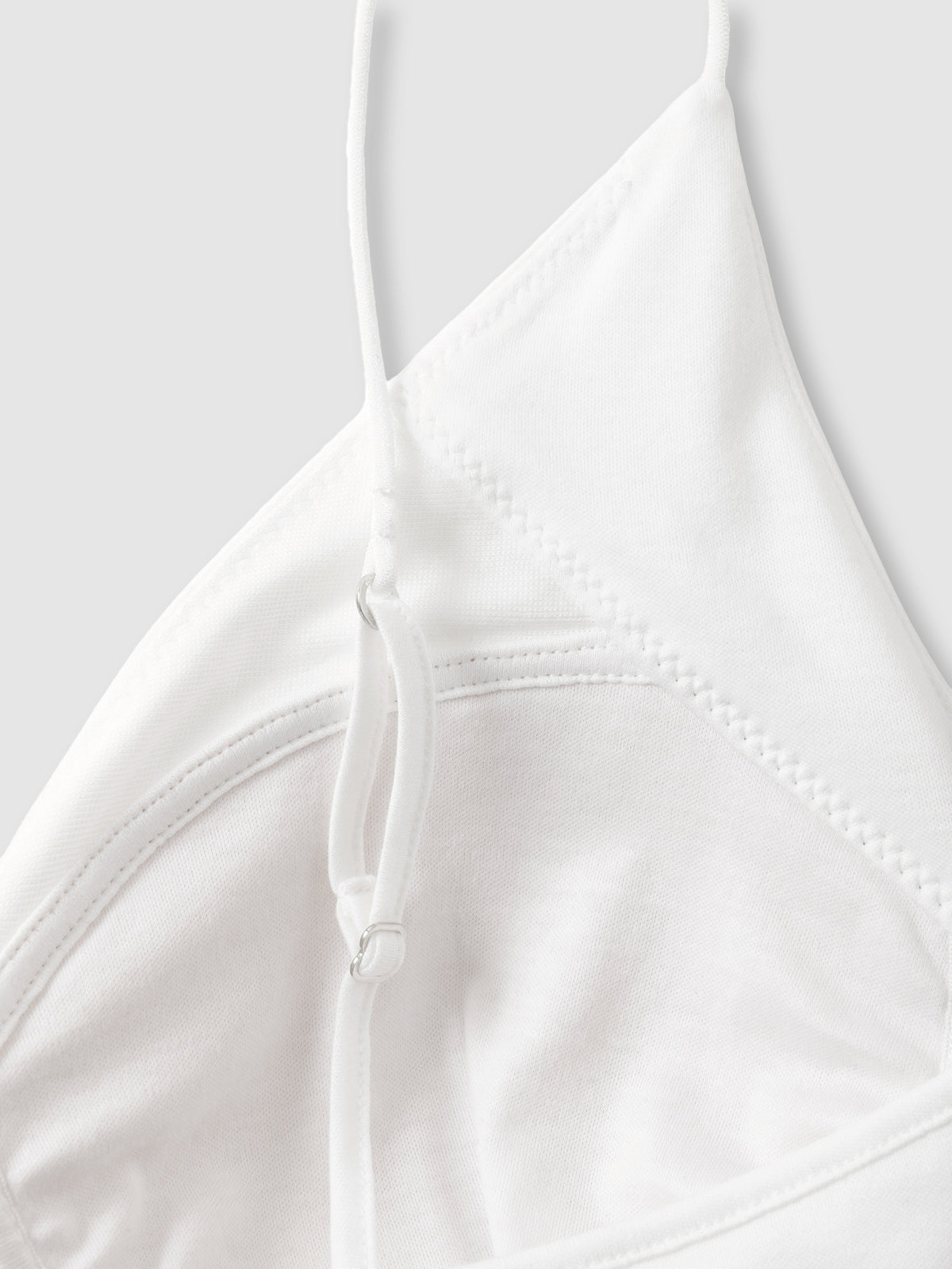 【NEW】V-neck Bratop Cami